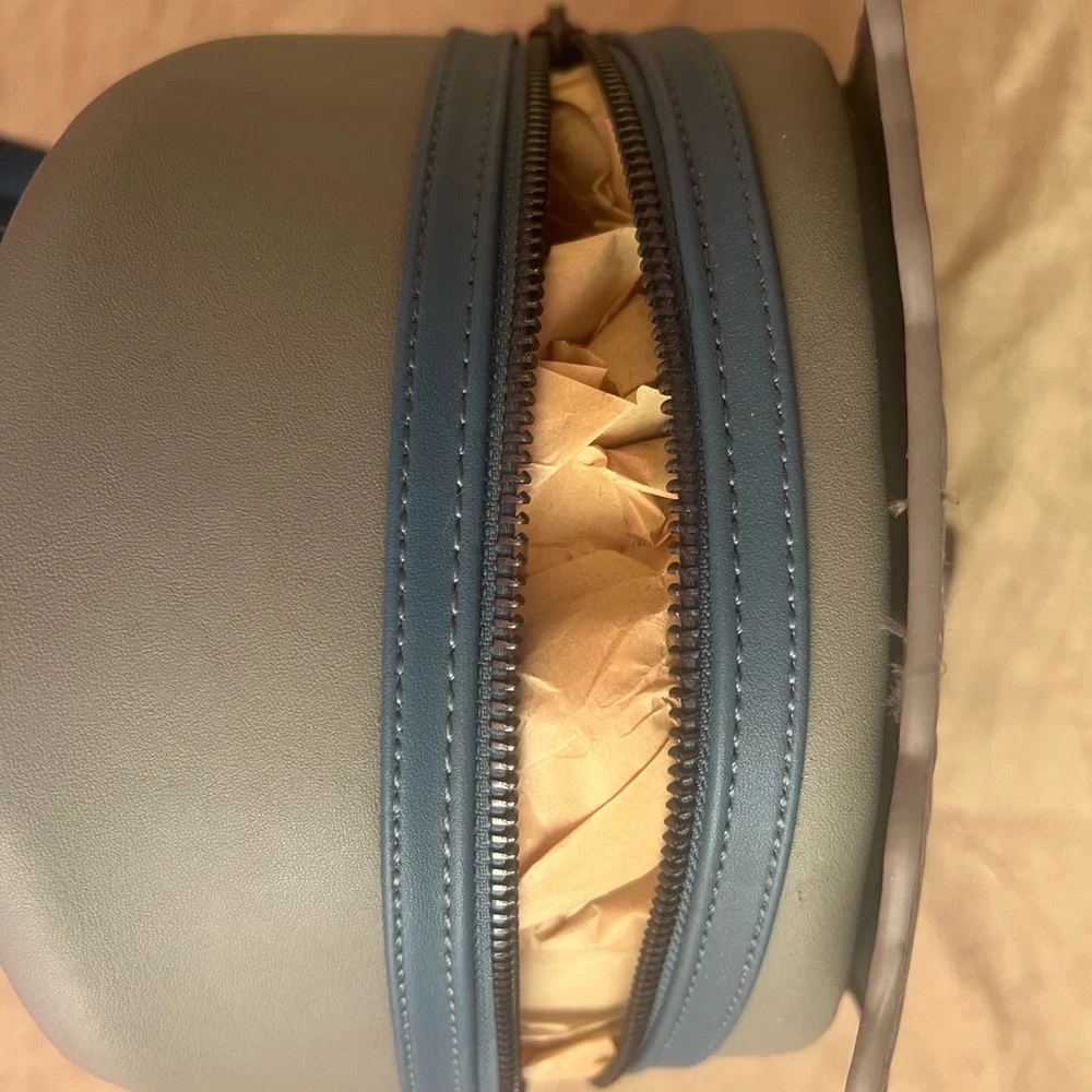 🦖 Rare Loungefly x Funko Pop! Jurassic World “Blue” Velociraptor Mini Backpack 🦖
